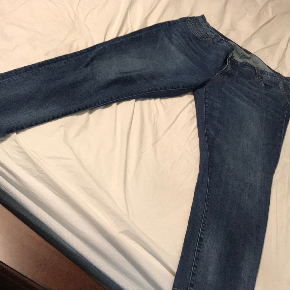 Kut 16W boot cut jeans